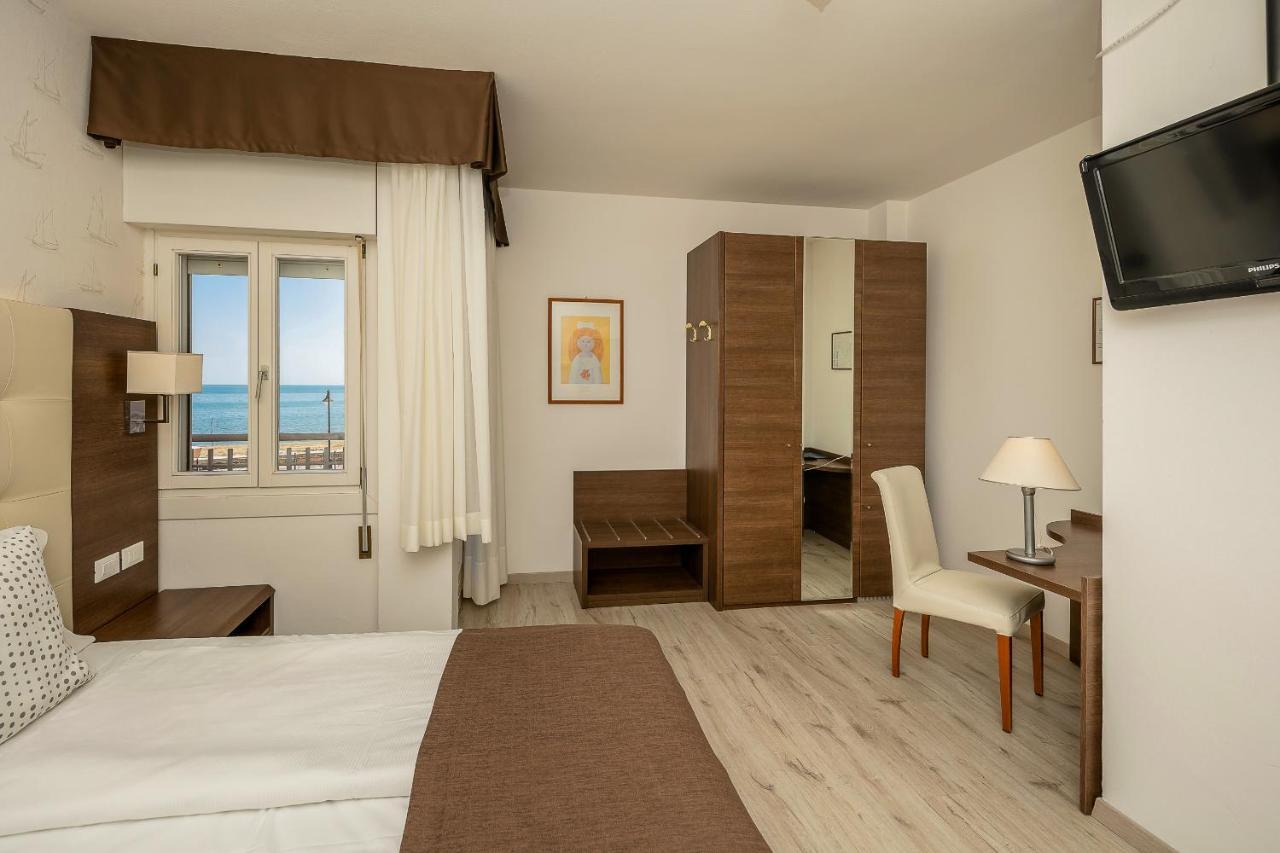 Hotel Adria Sul Mare กาออร์เล ภายนอก รูปภาพ