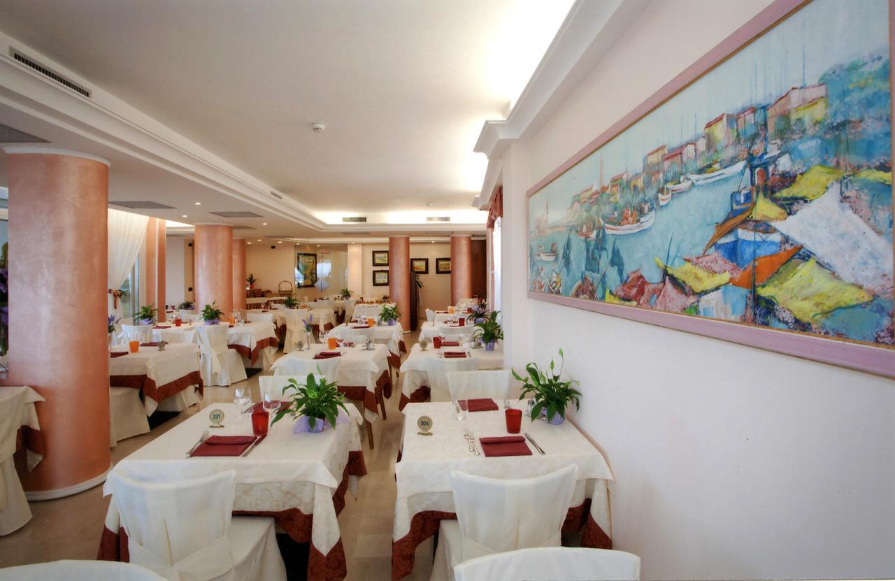 Hotel Adria Sul Mare กาออร์เล ภายนอก รูปภาพ