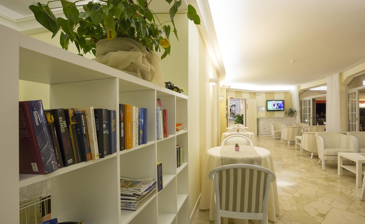 Hotel Adria Sul Mare กาออร์เล ภายนอก รูปภาพ
