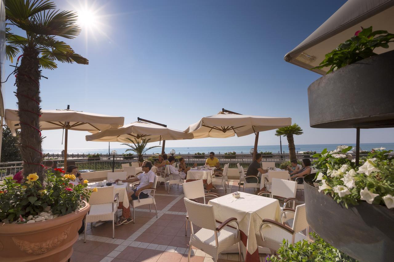 Hotel Adria Sul Mare กาออร์เล ภายนอก รูปภาพ