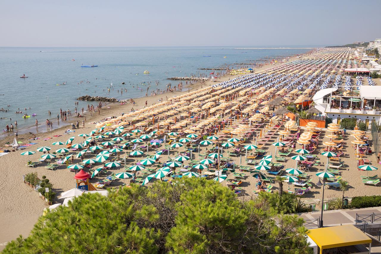 Hotel Adria Sul Mare กาออร์เล ภายนอก รูปภาพ